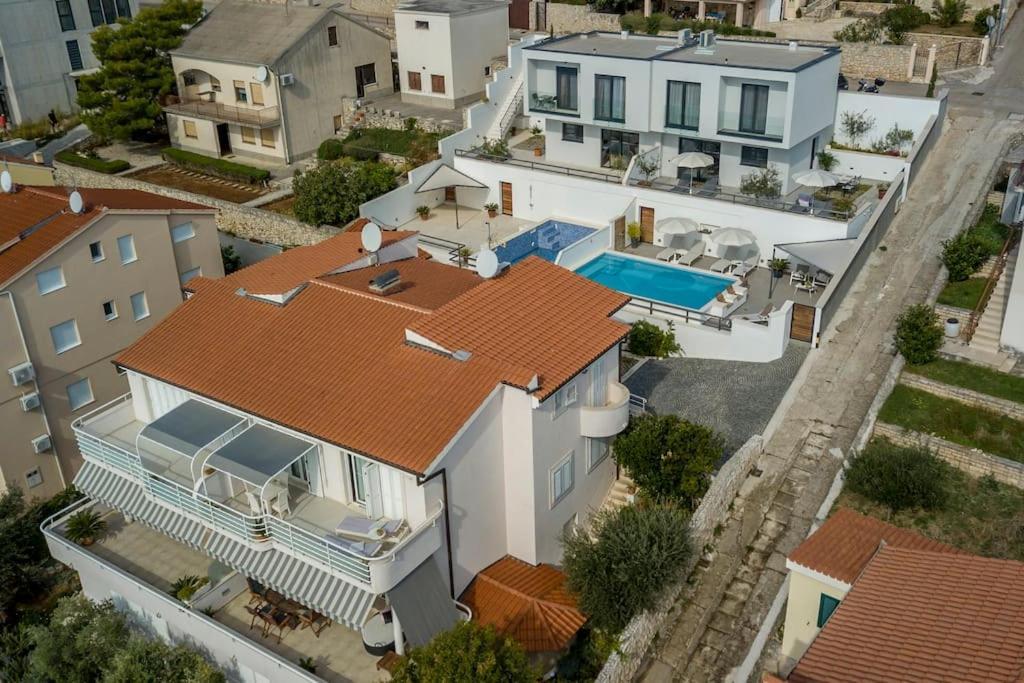 Holiday Home Lolina,Sea On A Palm! Heated Pool Τρογκίρ Εξωτερικό φωτογραφία